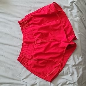 Lululemon Hotty Hot High-Rise Lined Short 2.5"